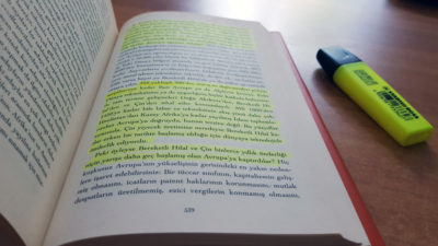 Kitap sayfalarını çizmek, işaretlemek ve notlar almak